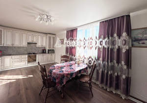 Дом 130м&sup2;, 1-этажный, участок 4 сот.  