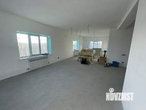 Коттедж 300м², 2-этажный, участок 5 сот.  