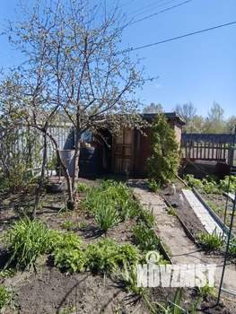 Дом 25м&sup2;, 2-этажный, участок 6 сот.  