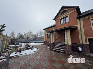 Коттедж 254м&sup2;, 2-этажный, участок 10 сот.  