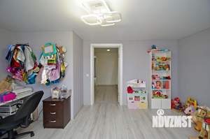 Дом 155м&sup2;, 2-этажный, участок 5 сот.  