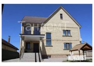 Коттедж 240м², 2-этажный, участок 10 сот.  