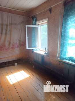 Дом 60м&sup2;, 2-этажный, участок 6 сот.  