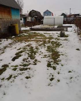 Дом 20м&sup2;, 2-этажный, участок 4 сот.  