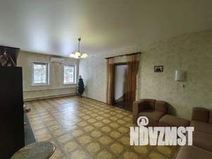 Дом 100м&sup2;, 2-этажный, участок 12 сот.  