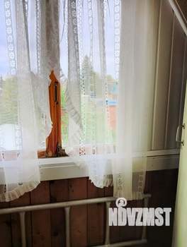 Дом 25м&sup2;, 2-этажный, участок 5 сот.  