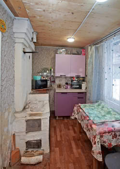 Дом 25м², 2-этажный, участок 6 сот.  