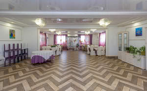 Дом 334м&sup2;, 2-этажный, участок 7 сот.  