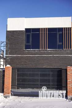 Коттедж 260м&sup2;, 2-этажный, участок 8 сот.  