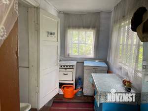 Дом 20м&sup2;, 2-этажный, участок 6 сот.  