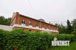 Коттедж 250м&sup2;, 2-этажный, участок 4 сот.  