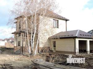 Коттедж 200м&sup2;, 2-этажный, участок 5 сот.  
