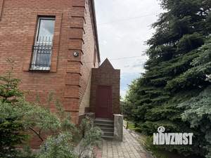 Коттедж 290м², 3-этажный, участок 9 сот.  