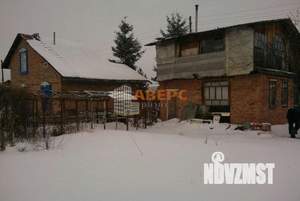 Дом 40м², 2-этажный, участок 5 сот.  