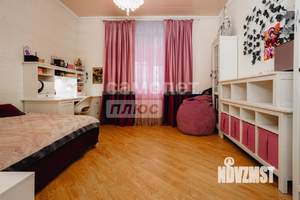 Коттедж 325м², 3-этажный, участок 10 сот.  