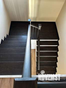 Дом 237м&sup2;, 2-этажный, участок 8 сот.  