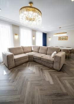 Дом 160м&sup2;, 2-этажный, участок 4 сот.  