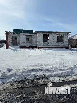 Дом 100м&sup2;, 2-этажный, участок 5 сот.  