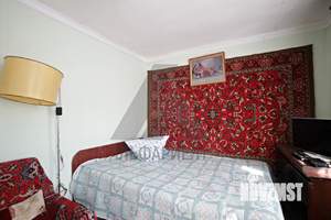 Дом 40м&sup2;, 2-этажный, участок 4 сот.  