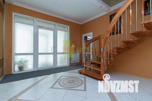 Таунхаус 323м&sup2;, 3-этажный, участок 5 сот.  