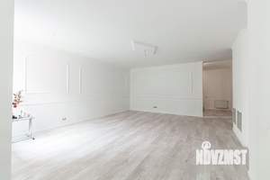 Коттедж 375м², 2-этажный, участок 6 сот.  