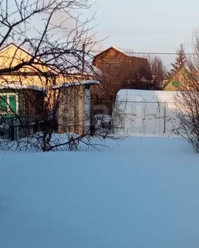 Дом 30м&sup2;, 2-этажный, участок 5 сот.  