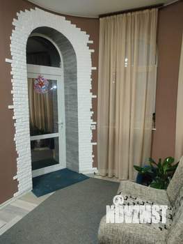 Коттедж 200м&sup2;, 2-этажный, участок 9 сот.  