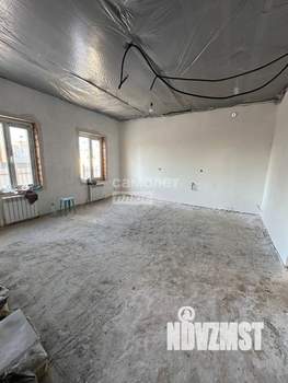 Дом 150м&sup2;, 2-этажный, участок 5 сот.  