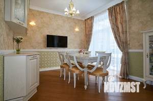 Таунхаус 300м², 4-этажный, участок 1 сот.  