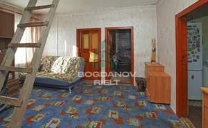 Дом 130м&sup2;, 2-этажный, участок 5 сот.  