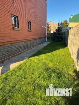 Коттедж 220м², 2-этажный, участок 6 сот.  
