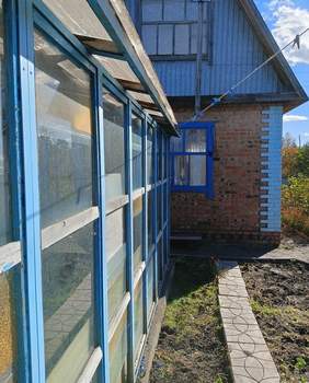 Дом 30м&sup2;, 2-этажный, участок 5 сот.  