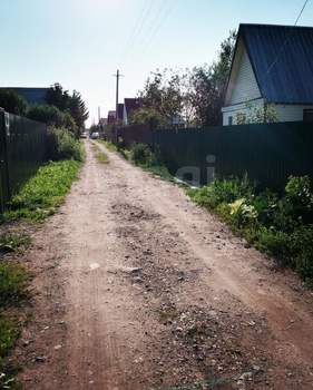 Дом 25м², 2-этажный, участок 6 сот.  