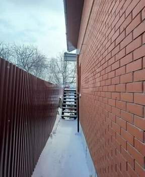 Дом 180м&sup2;, 2-этажный, участок 6 сот.  