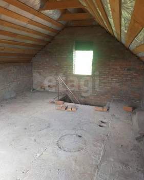 Дом 115м&sup2;, 3-этажный, участок 7 сот.  