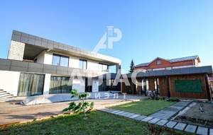 Дом 496м², 2-этажный, участок 11 сот.  