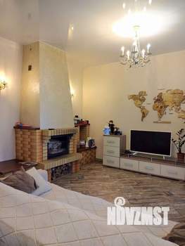 Коттедж 210м², 2-этажный, участок 9 сот.  