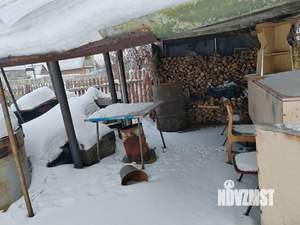 Дом 30м&sup2;, 2-этажный, участок 10 сот.  