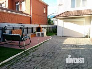 Коттедж 320м², 3-этажный, участок 8 сот.  