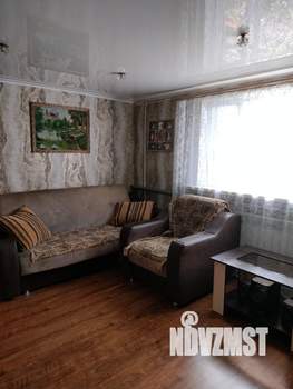 Дом 97м&sup2;, 2-этажный, участок 3 сот.  