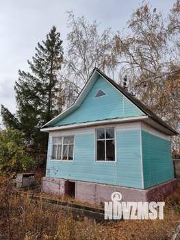 Дом 18м&sup2;, 2-этажный, участок 6 сот.  