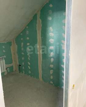 Дом 130м&sup2;, 2-этажный, участок 4 сот.  