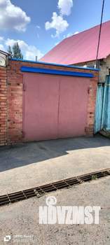 Дом 100м&sup2;, 2-этажный, участок 388 сот.  