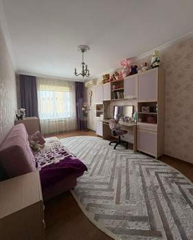 Дом 378м², 3-этажный, участок 10 сот.  