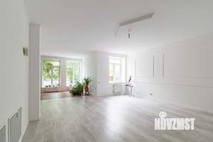 Коттедж 375м², 2-этажный, участок 6 сот.  