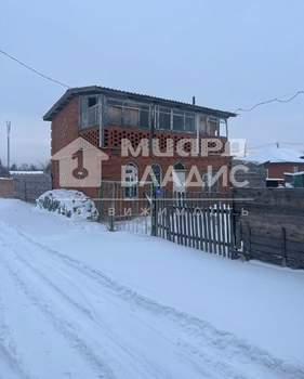 Дом 65м&sup2;, 2-этажный, участок 5 сот.  