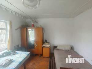Дом 30м², 2-этажный, участок 6 сот.  