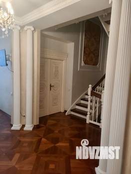 Таунхаус 301м², 4-этажный, участок 1 сот.  