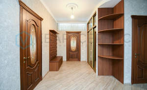 Дом 384м&sup2;, 3-этажный, участок 7 сот.  