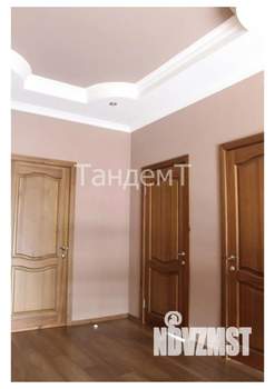 Коттедж 240м², 2-этажный, участок 10 сот.  